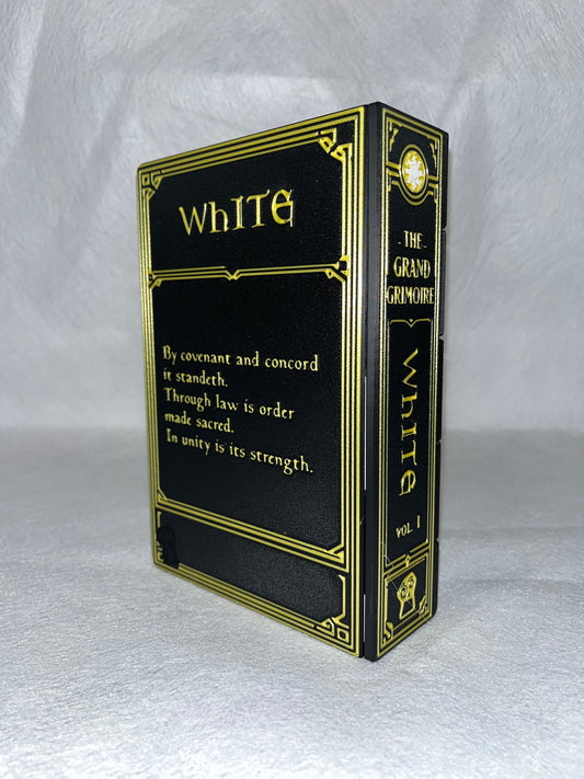 MTG Grand Grimoire Deck Box (White)